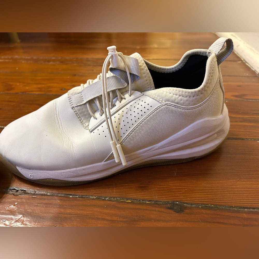 Women's White Clove’s